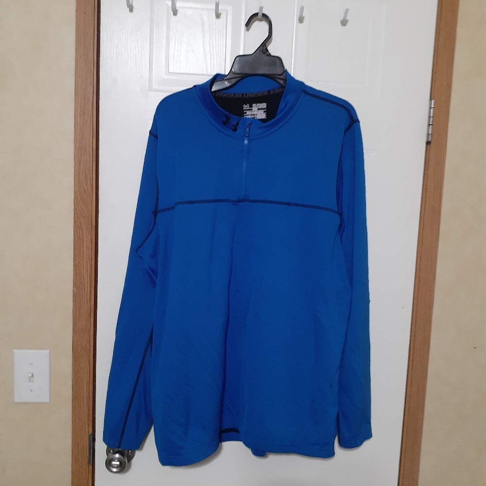 Under Armour long sleeved shirt